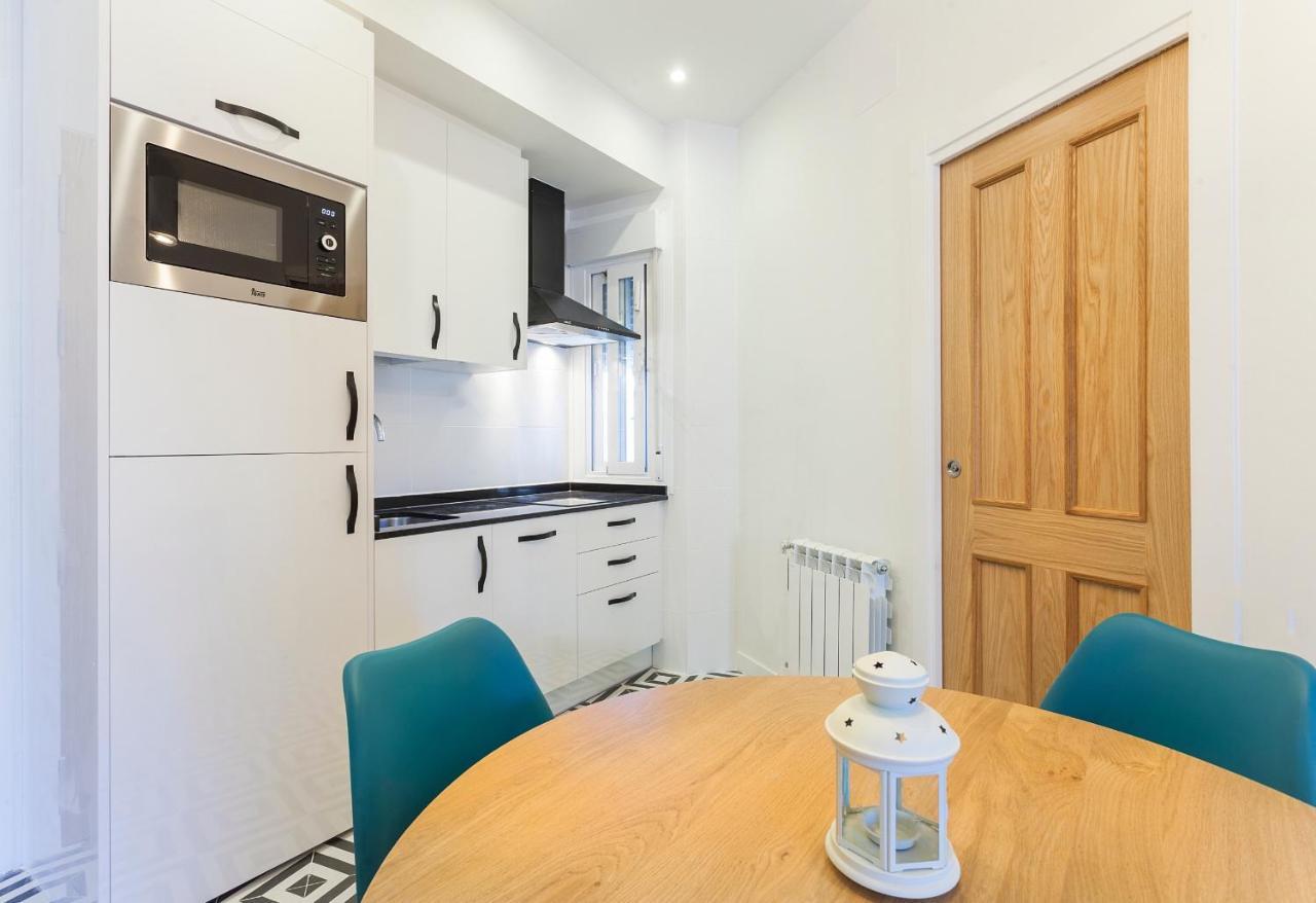 Apartmán Rio Plaza En Madrid Exteriér fotografie